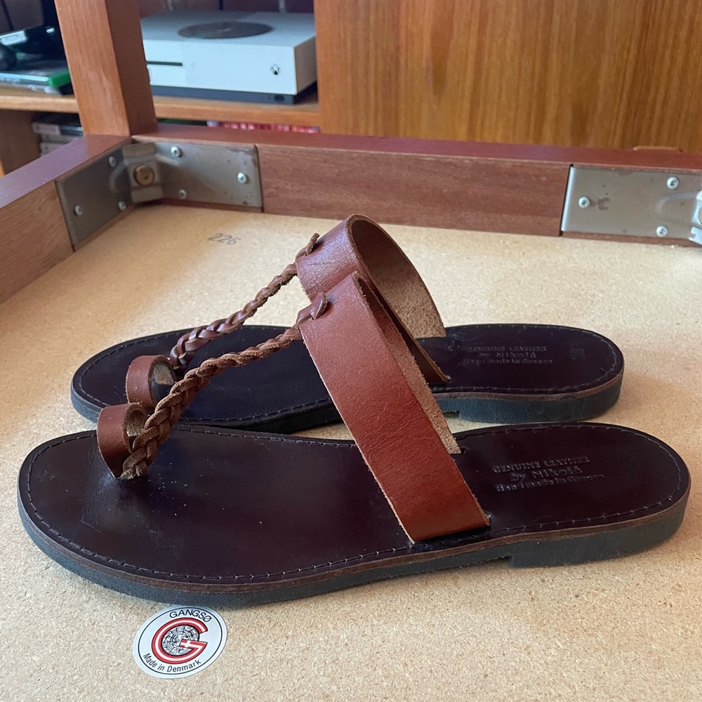 Nikola Braided toe ring dark brown sole Areti sandals - Picture 4 of 7